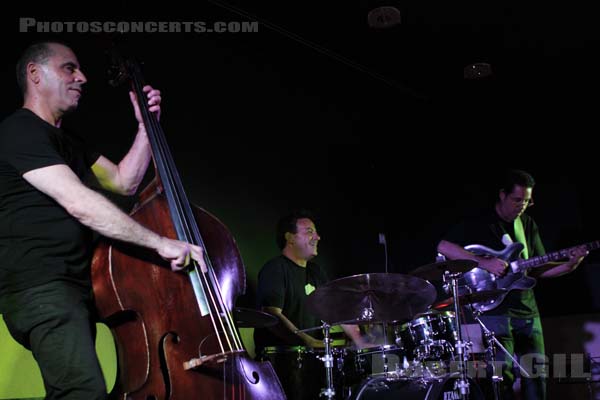 CARLOS BARRETTO TRIO - 2009-07-24 - TOMAR (Portugal) - Theatro Bar - 